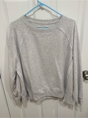 American Eagle “Seriously Lived In” Light Grey Crewneck Sweatshirt Womens U.S. M